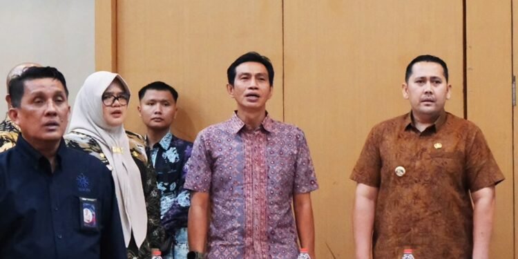 Bupati Fadhil Arief Mengikuti Rapat Koordinasi Pembinaan Manajemen ASN