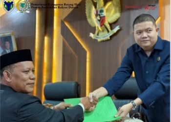 DPRD Kabupaten Batang Hari Menggelar Rapat Paripurna Mendengar Putusan BK
