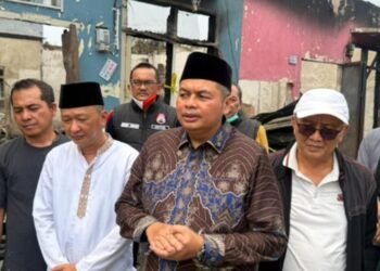 Ketua DPRD Kota Jambi Kunjungi Korban Kebakaran